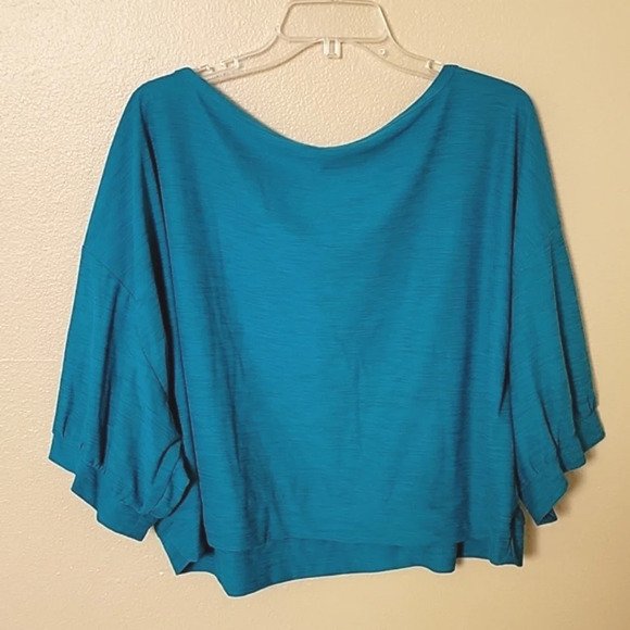 Old Navy Active Breathe On Teal Cropped Workout Top - Size XXL - Picture 5 of 7